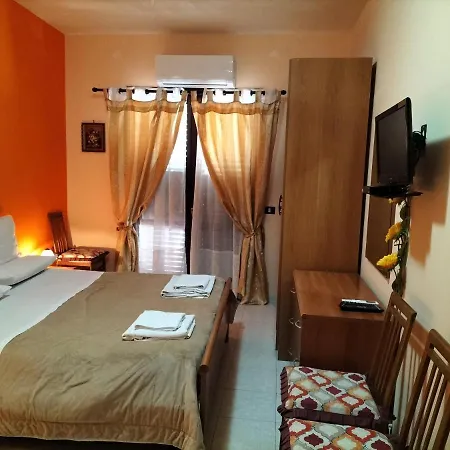 Casa Da Rosa Apartament Letojanni