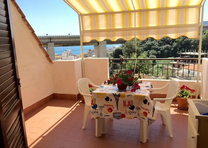 Apartment Casa Da Rosa Letojanni